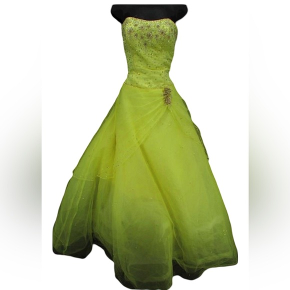 Tiffany Designs Women's Yellow Beaded Embroidered Strapless Ballgown SZ 8 Used - Picture 1 of 4